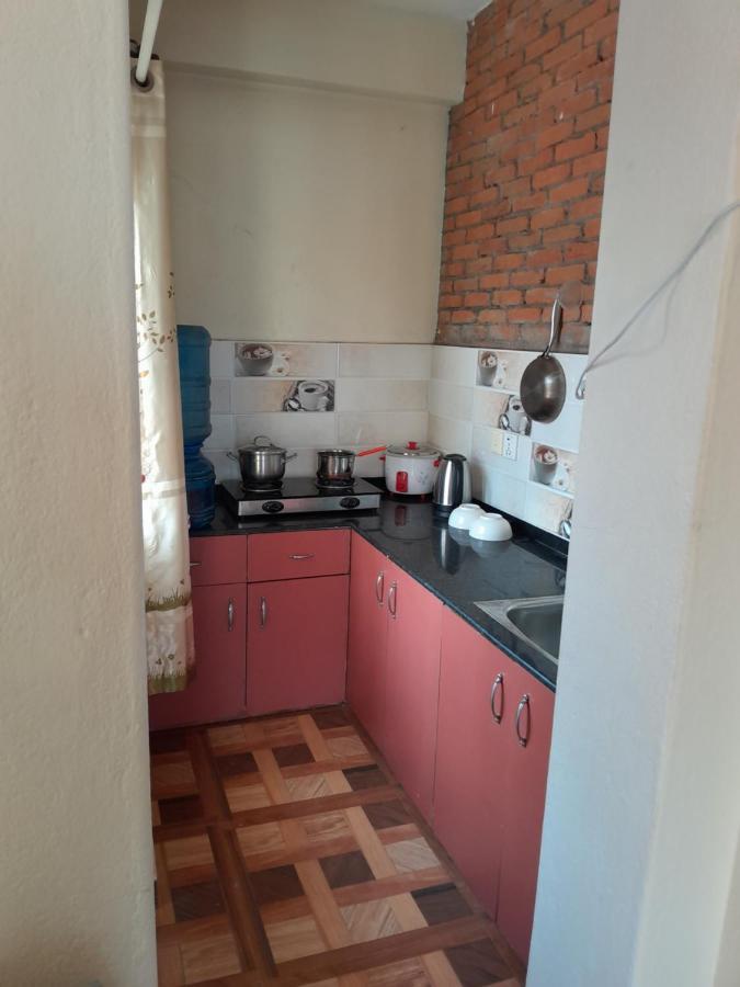 Rooftop Studio And 2Bhk Apartments In Kathmandu'S Most Happening Place Bagian luar foto